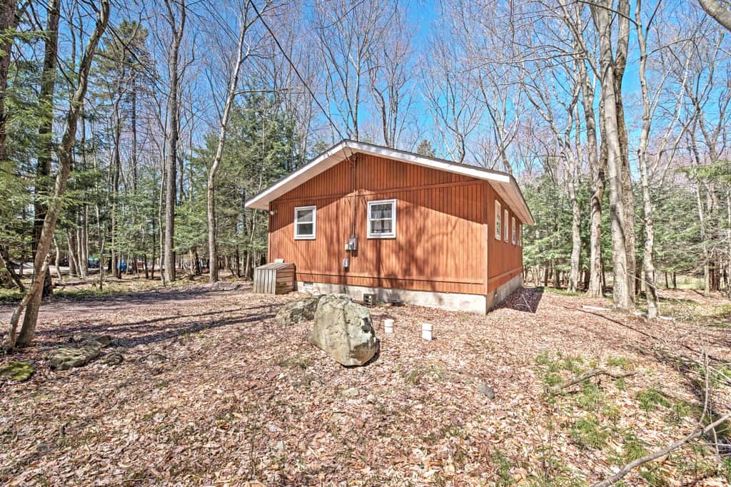 Creekside Arrowhead Lake House w/ Dock & Canoe!