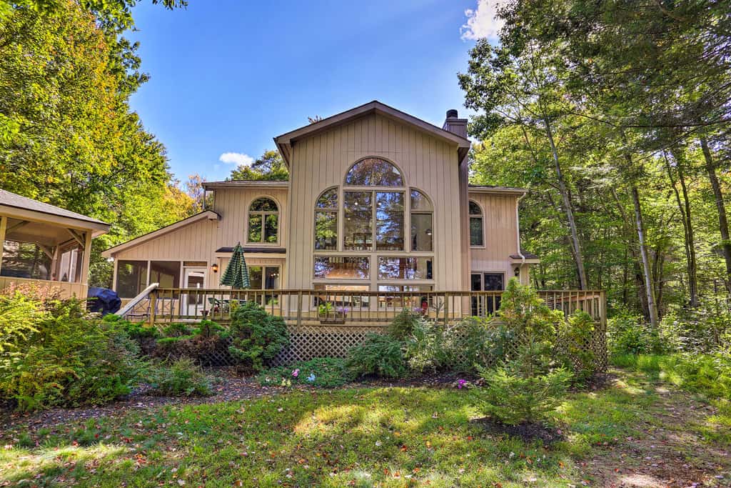 Pocono Lake Paradise w/ Private Beach & Dock!