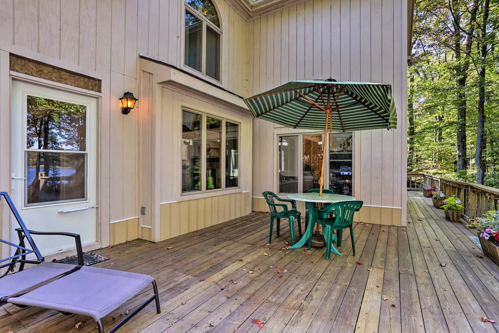Pocono Lake Paradise w/ Private Beach & Dock!