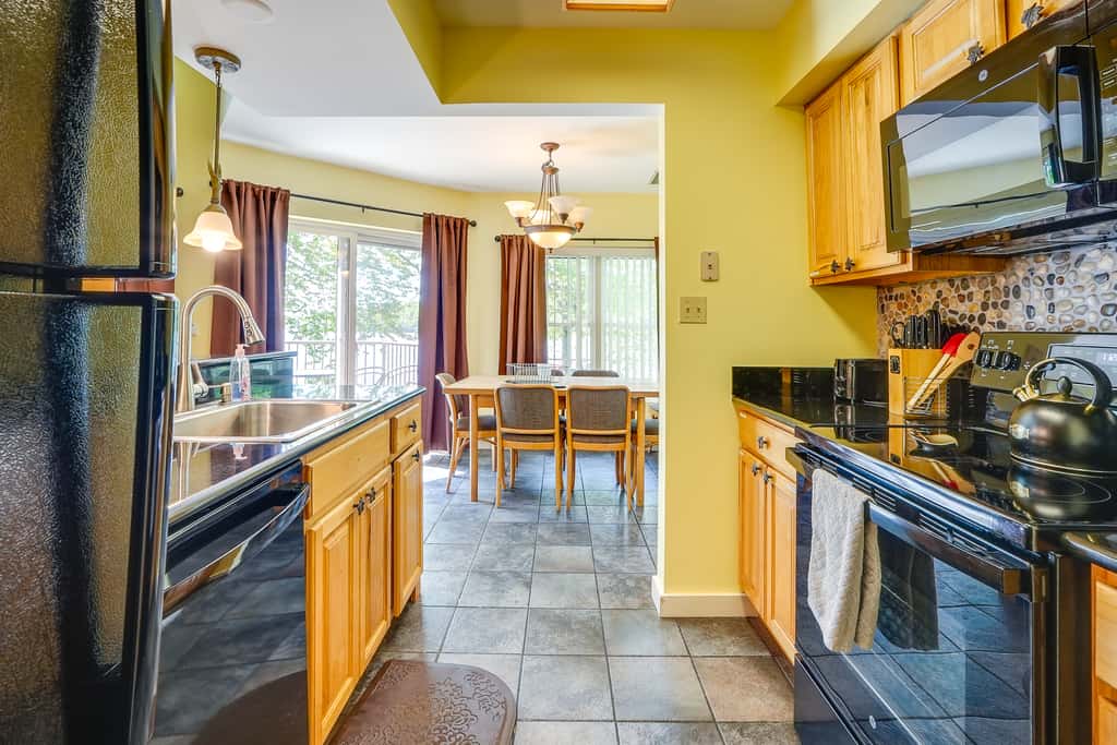 Lake Harmony Condo < 1 Mi to Big Boulder Mountain!