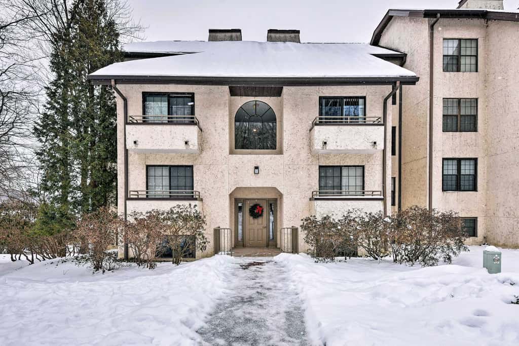 Lake Harmony Condo < 1 Mi to Big Boulder Mountain!