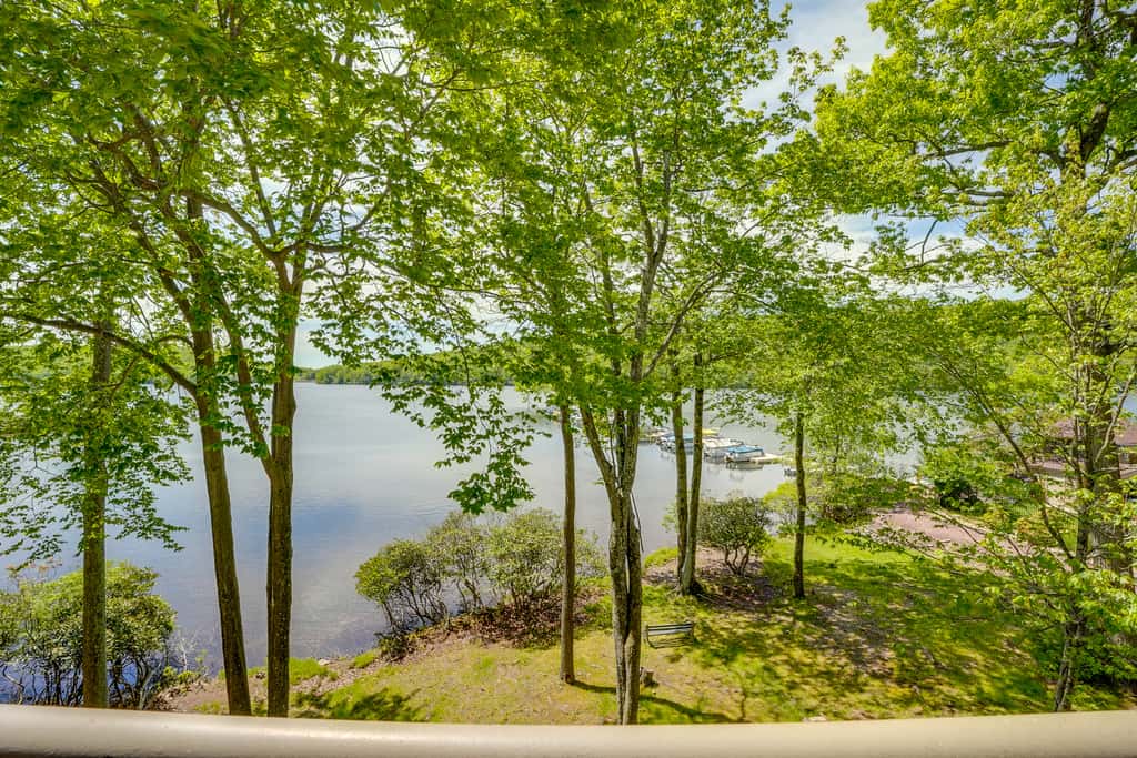 Lake Harmony Condo < 1 Mi to Big Boulder Mountain!