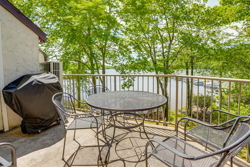 Lake Harmony Condo < 1 Mi to Big Boulder Mountain!