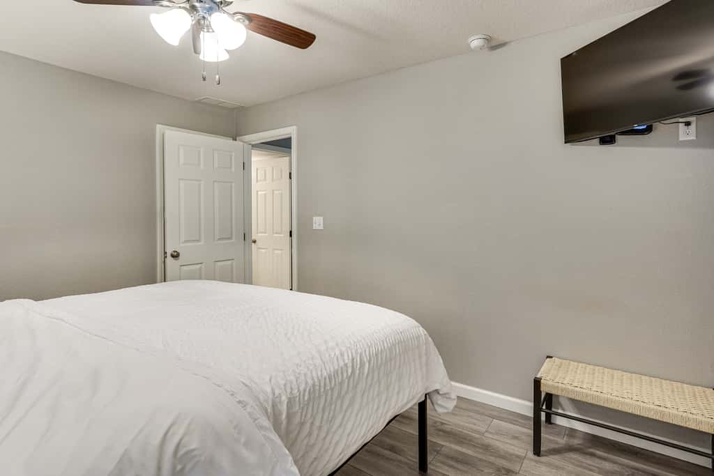 Lakefront Village of Four Seasons Gem w/ Balcony!