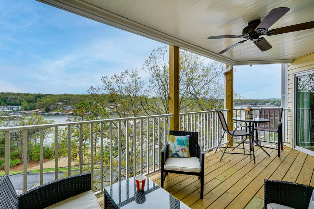 Beach, Boat Slip, Views! Lake of the Ozarks Condo