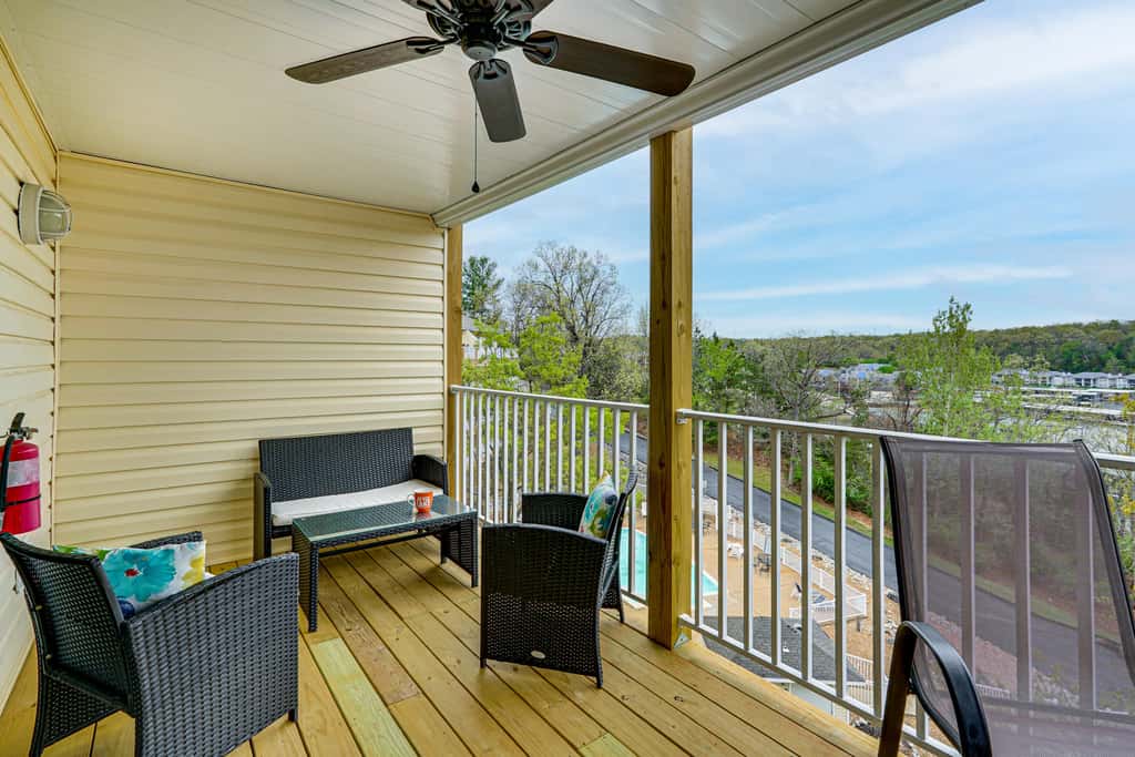 Beach, Boat Slip, Views! Lake of the Ozarks Condo