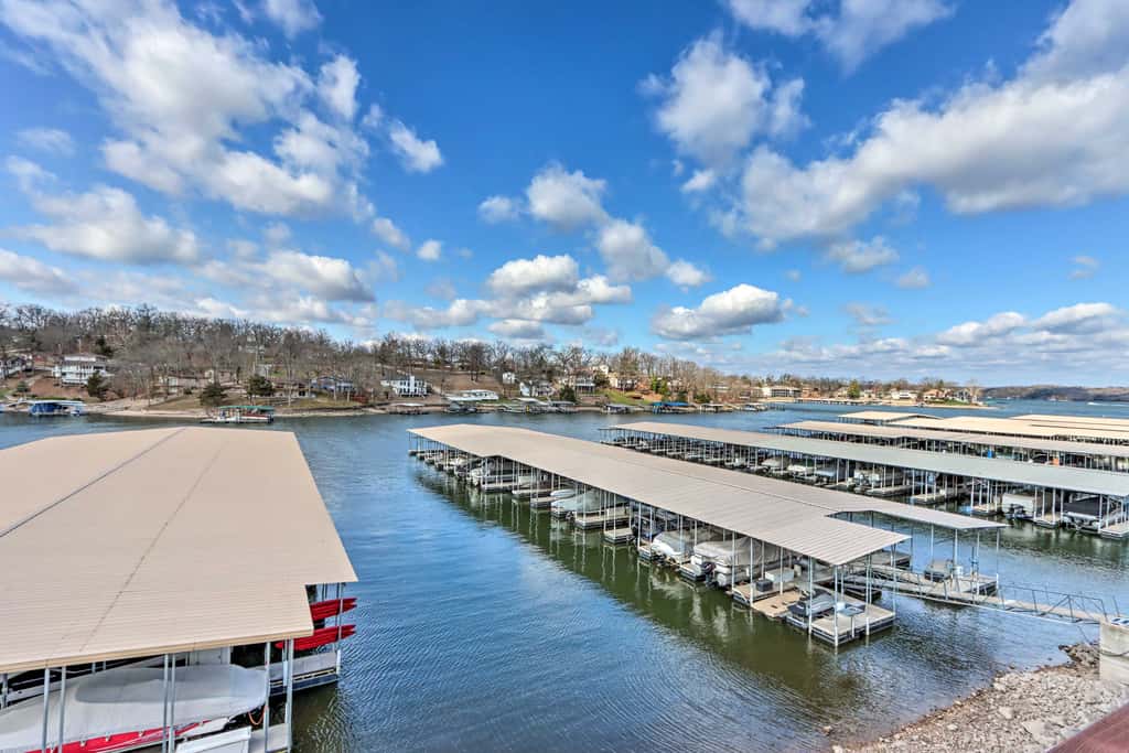 Beach, Boat Slip, Views! Lake of the Ozarks Condo