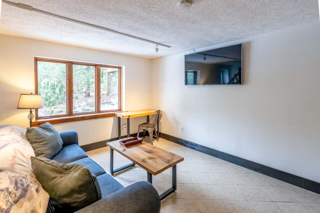 Lake Harmony Estates Home | Fire Pit | Game Room