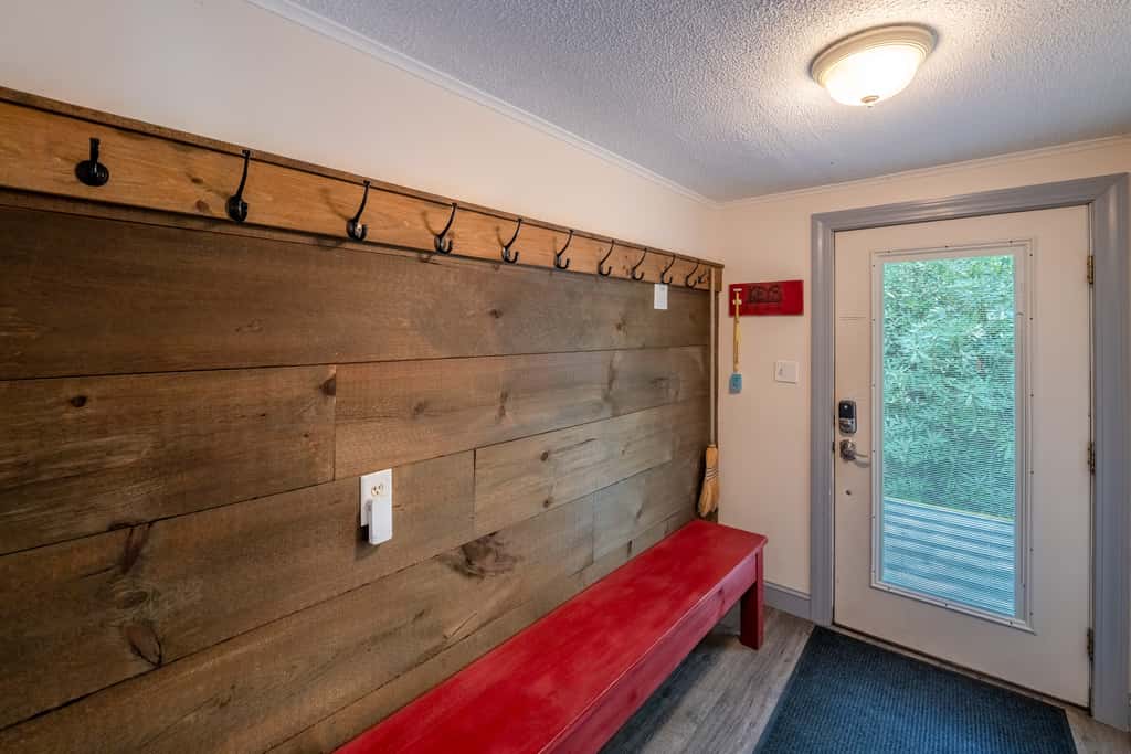 Lake Harmony Estates Home | Fire Pit | Game Room