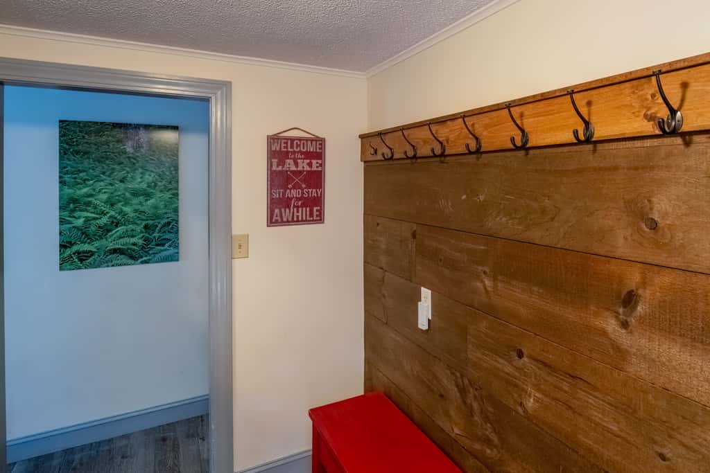Lake Harmony Estates Home | Fire Pit | Game Room