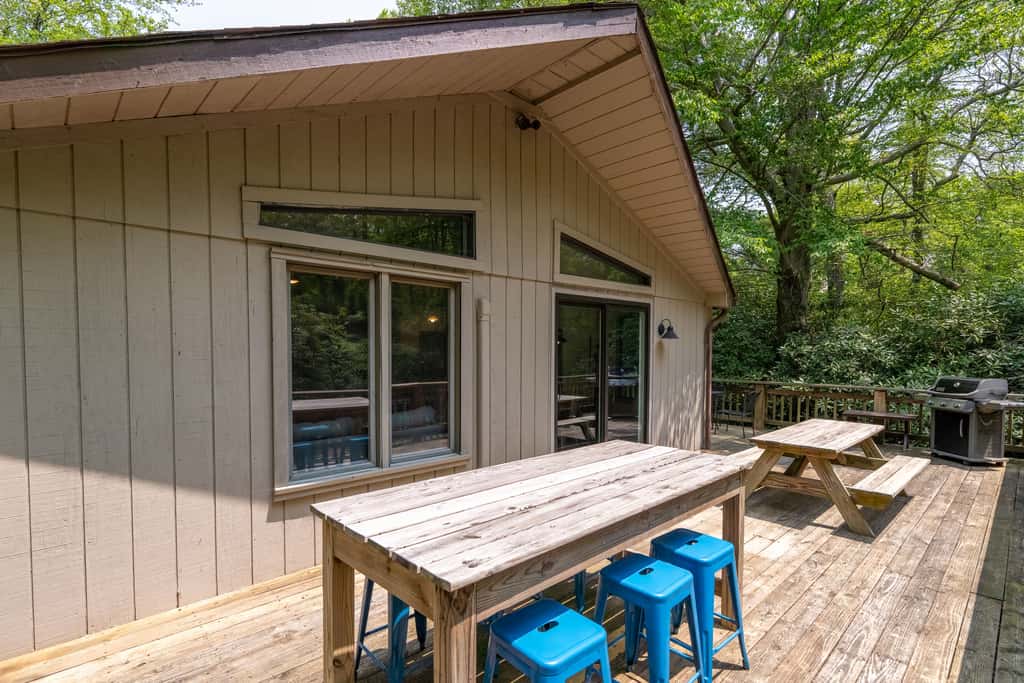 Lake Harmony Estates Home | Fire Pit | Game Room