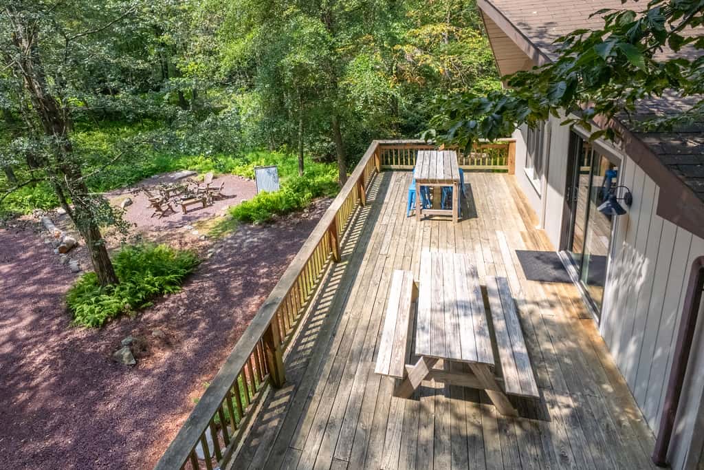 Lake Harmony Estates Home | Fire Pit | Game Room