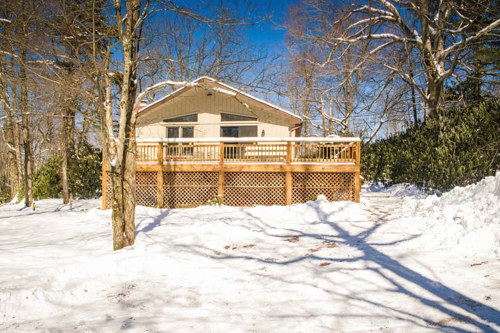 Lake Harmony Estates Home | Fire Pit | Game Room