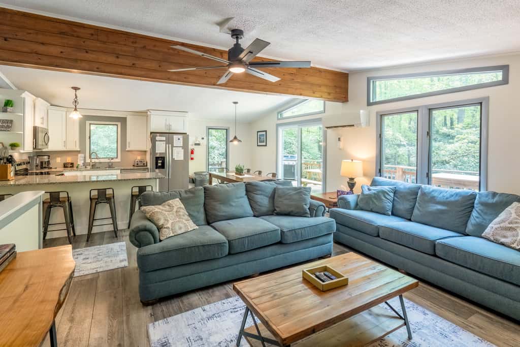 Lake Harmony Estates Home | Fire Pit | Game Room