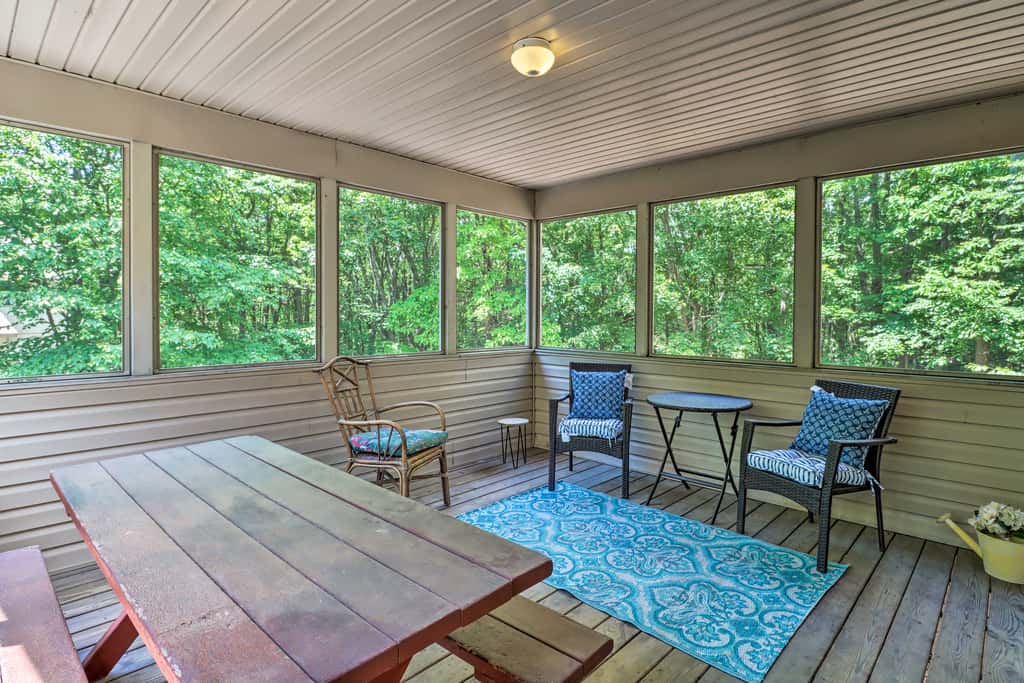Deck, Hot Tub & Game Room: Lake Harmony Home