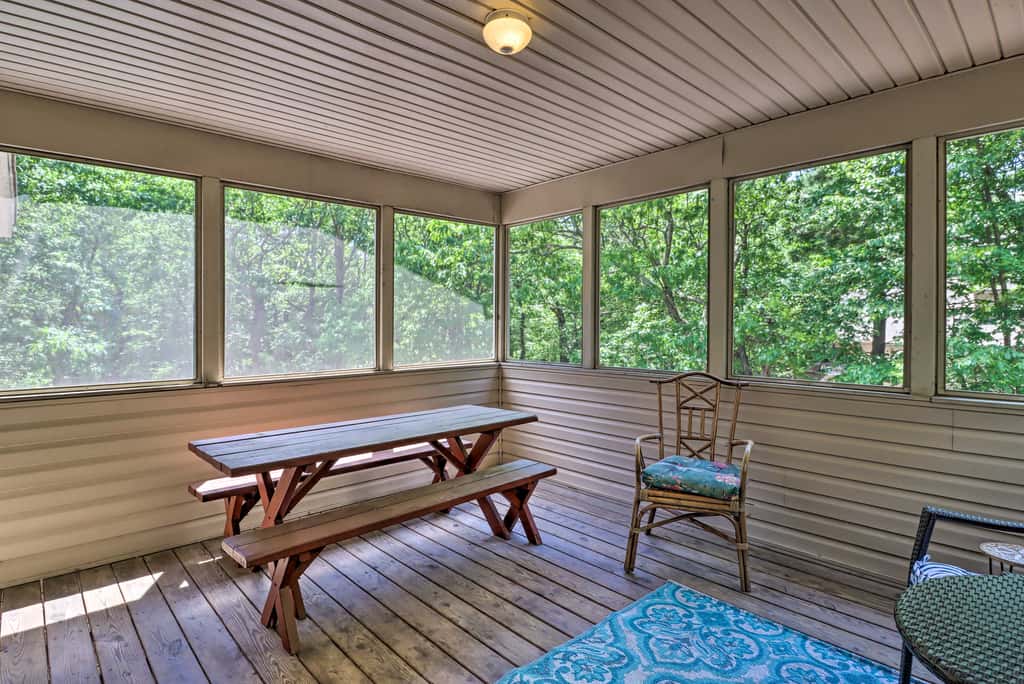Deck, Hot Tub & Game Room: Lake Harmony Home