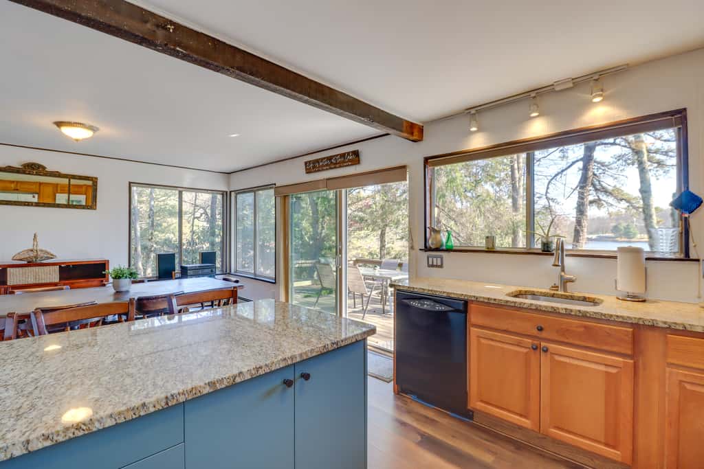 Near Skiing: Lakefront Gem w/ Kayaks in Long Pond