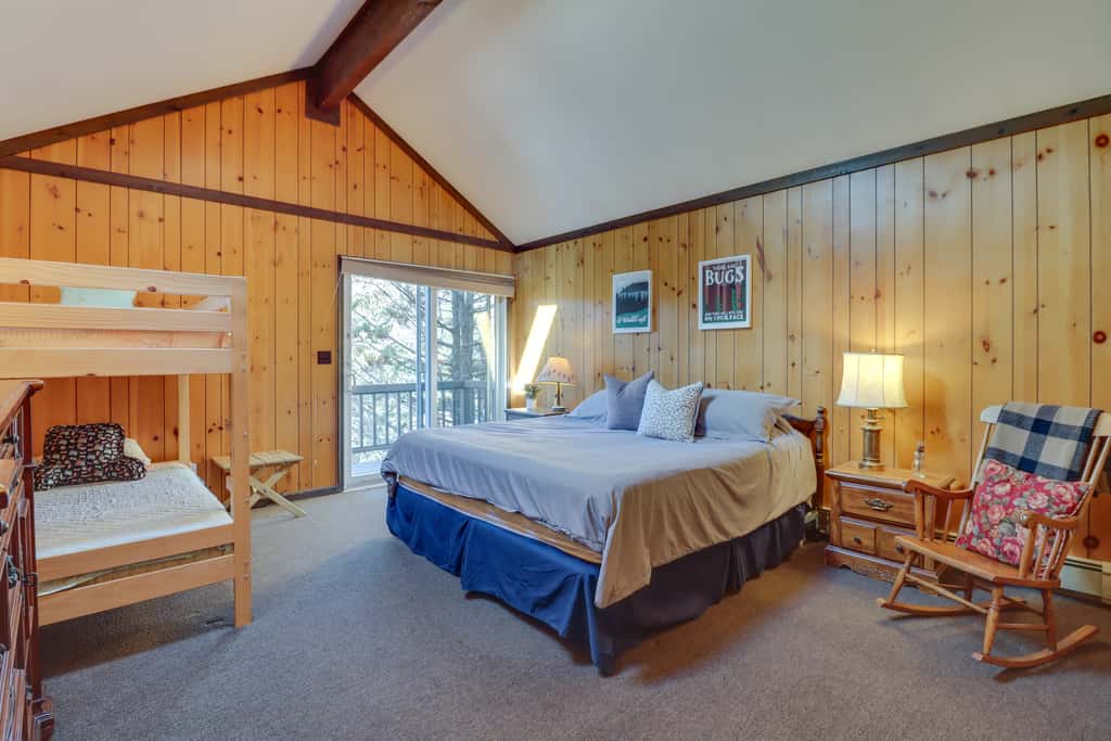 Near Skiing: Lakefront Gem w/ Kayaks in Long Pond
