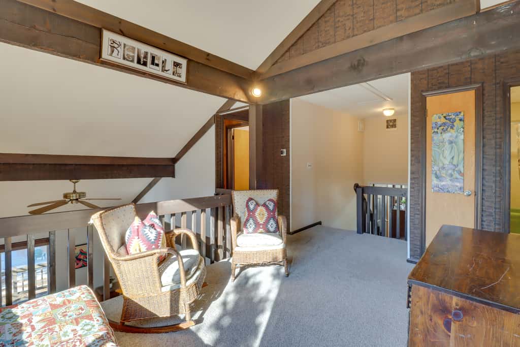 Near Skiing: Lakefront Gem w/ Kayaks in Long Pond