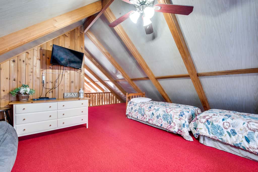 Fire Pit + Community Perks: Gouldsboro Cabin!
