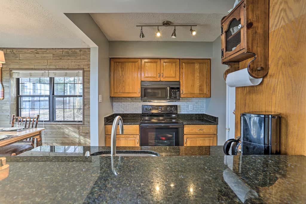 On Big Boulder Lake: Condo w/ Community Pools!