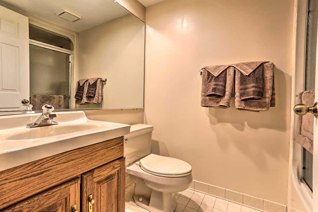 On Big Boulder Lake: Condo w/ Community Pools!