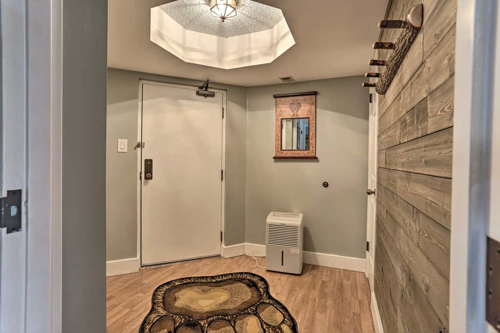 On Big Boulder Lake: Condo w/ Community Pools!