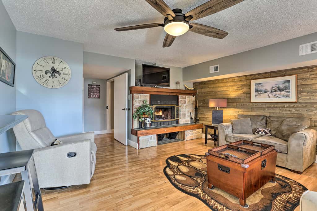 On Big Boulder Lake: Condo w/ Community Pools!