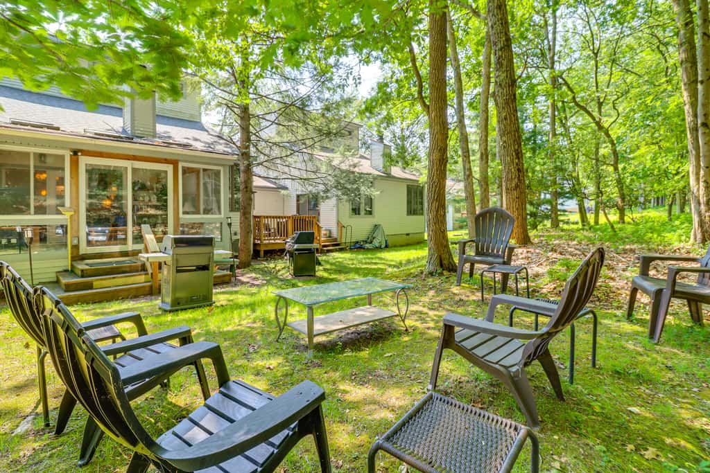Walk to Dining! Townhome 1 Mi to Big Boulder Mtn