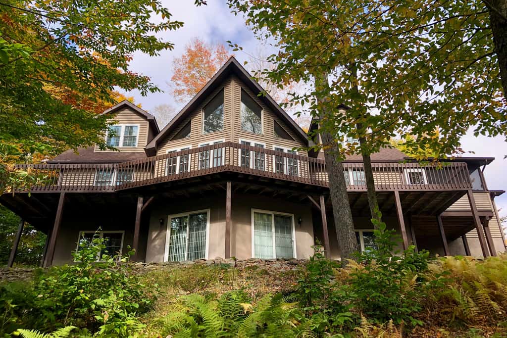 Riverview | Big Bass Lake Poconos Retreat