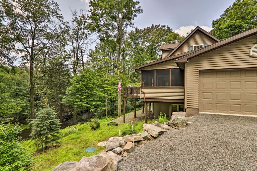 Riverview | Big Bass Lake Poconos Retreat