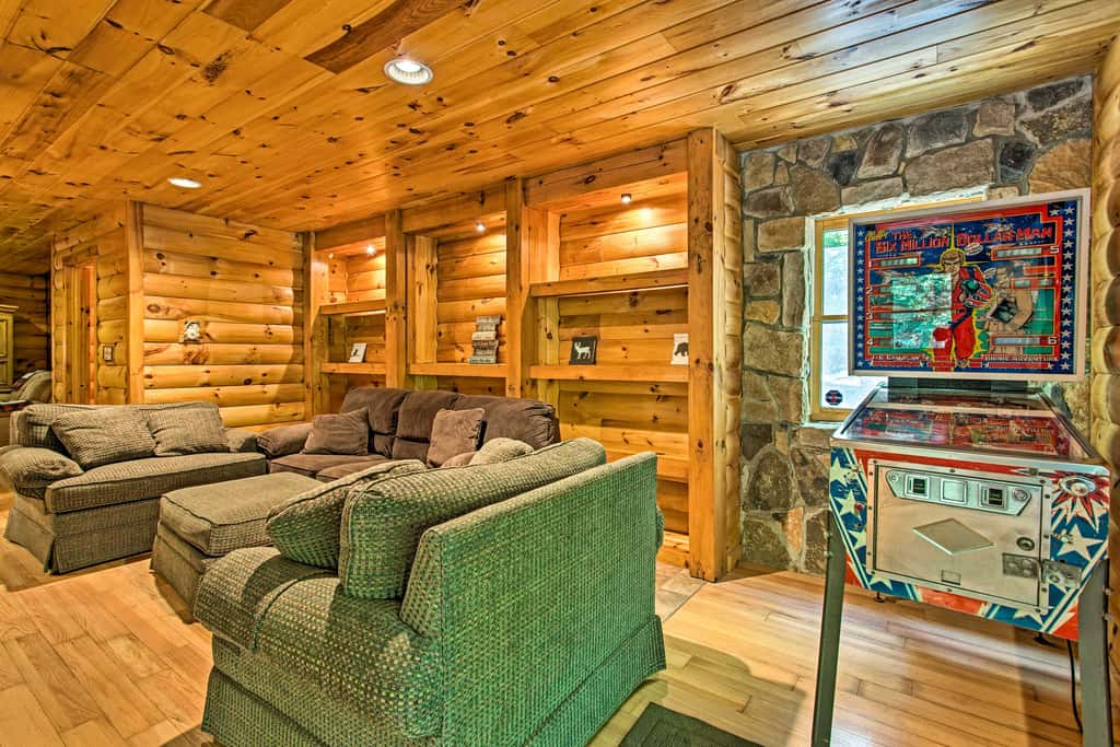 Fire Pit & Hot Tub: Poconos Family Cabin!