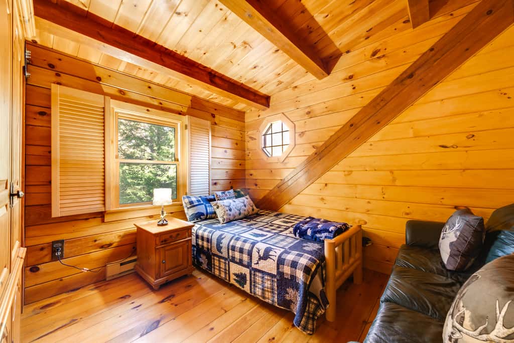 Fire Pit & Hot Tub: Poconos Family Cabin!
