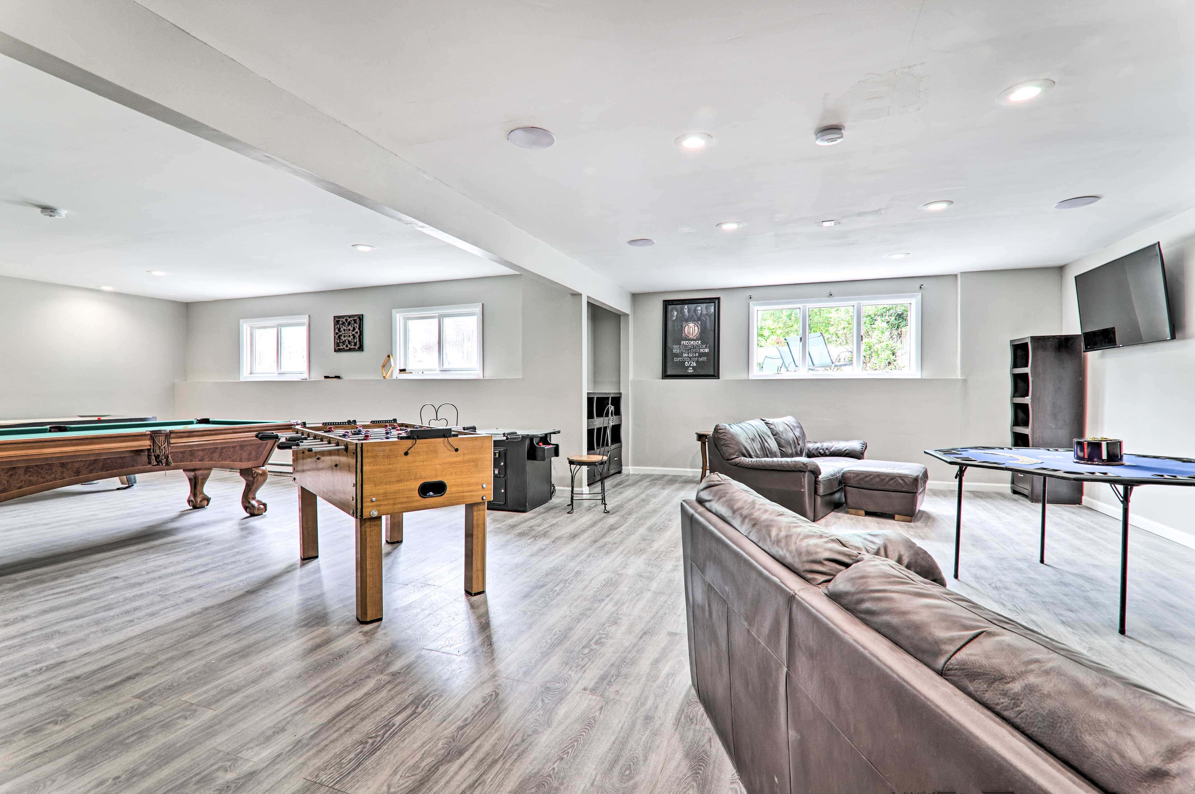 Game Room! Poconos Paradise 10 Mi to Ski Slopes