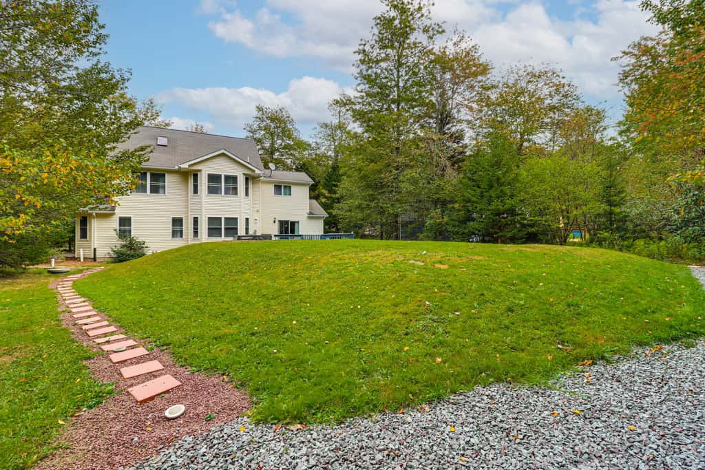 Fire Pit + Hot Tub: Peaceful Poconos Farms Getaway