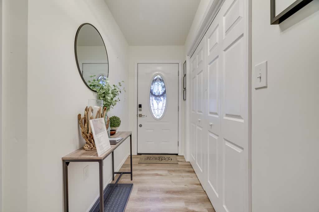7 Mi to Camelback Mtn: Chic Penn Estates Home