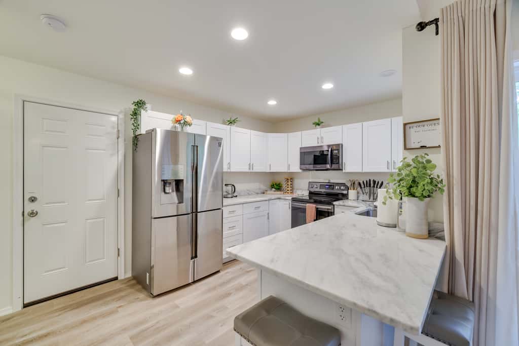 7 Mi to Camelback Mtn: Chic Penn Estates Home