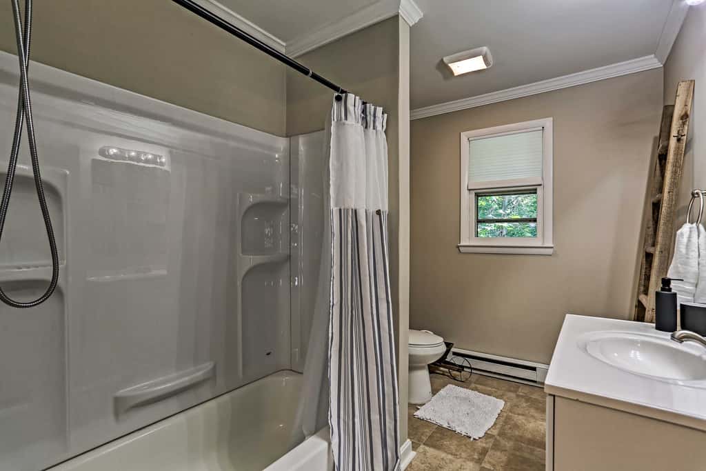 Deck & Gas Grill: Modern East Stroudsburg Home!