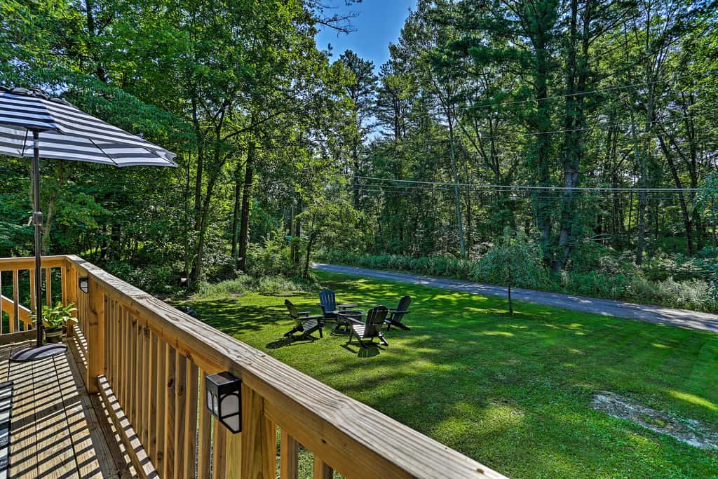 Deck & Gas Grill: Modern East Stroudsburg Home!