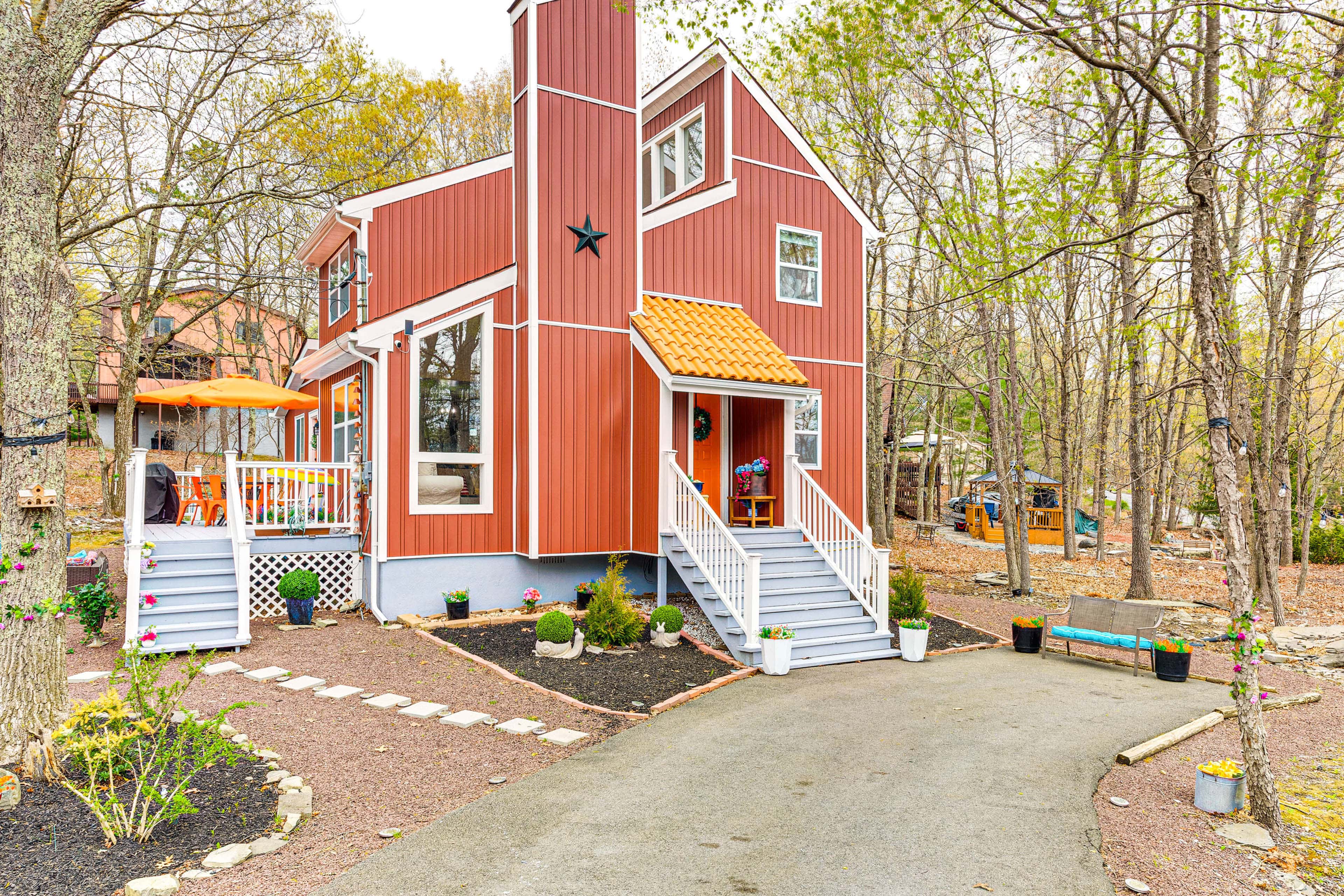Deck, Fire Pit & Pool Access at Poconos Retreat!