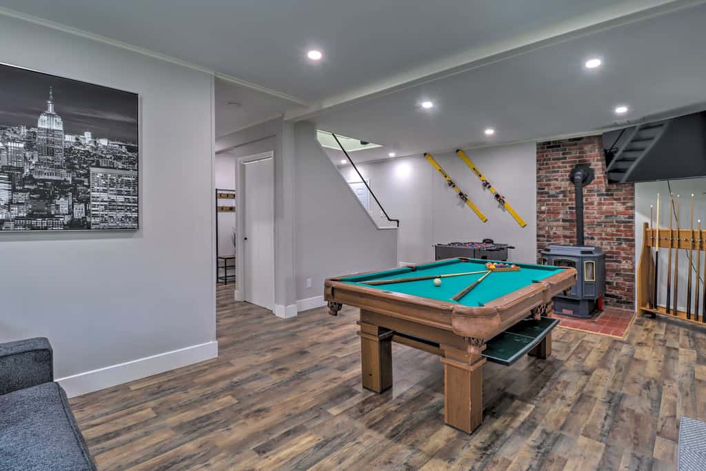 6 Mi to Camelback Slopes! Home w/ Game Room