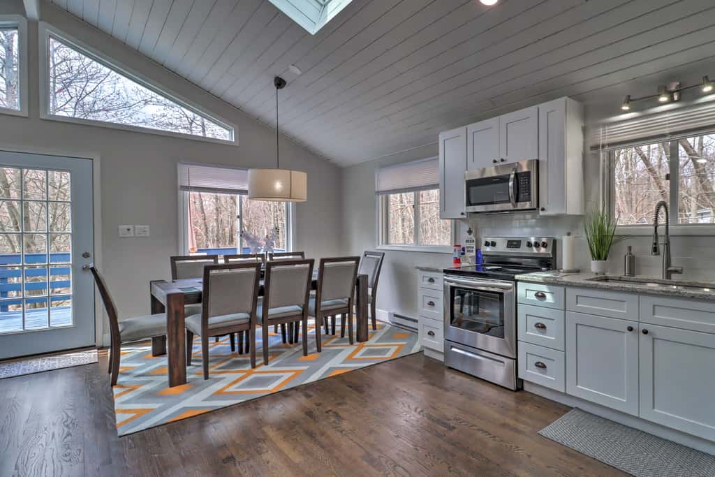 6 Mi to Camelback Slopes! Home w/ Game Room