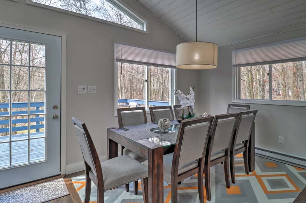 6 Mi to Camelback Slopes! Home w/ Game Room