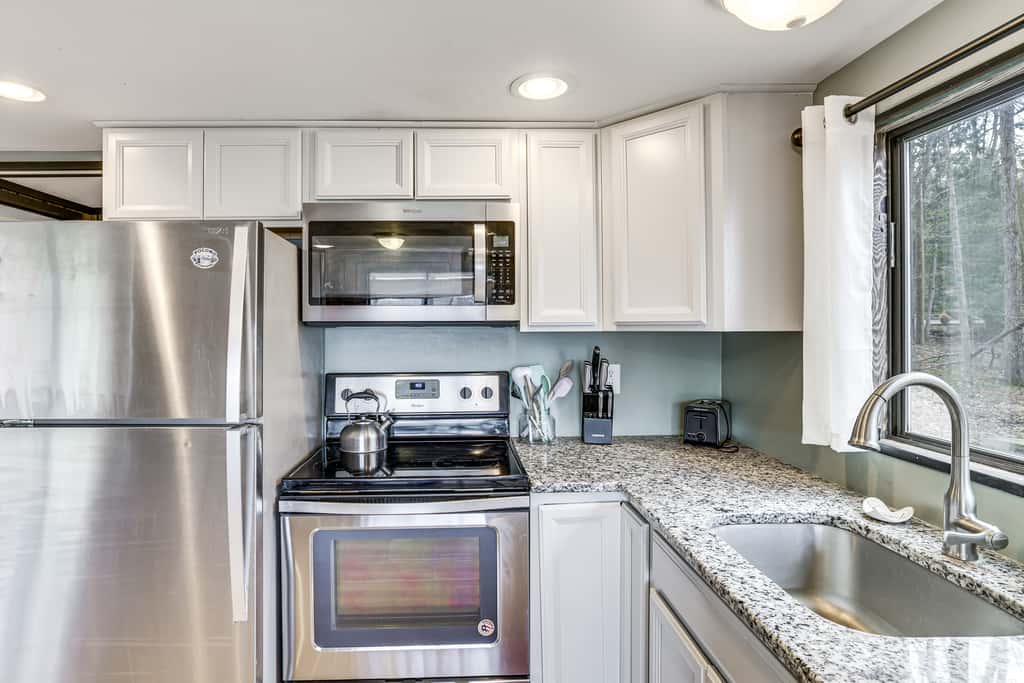 Pocono Lake Home w/ Fire Pit: Walk to Ski Hill!