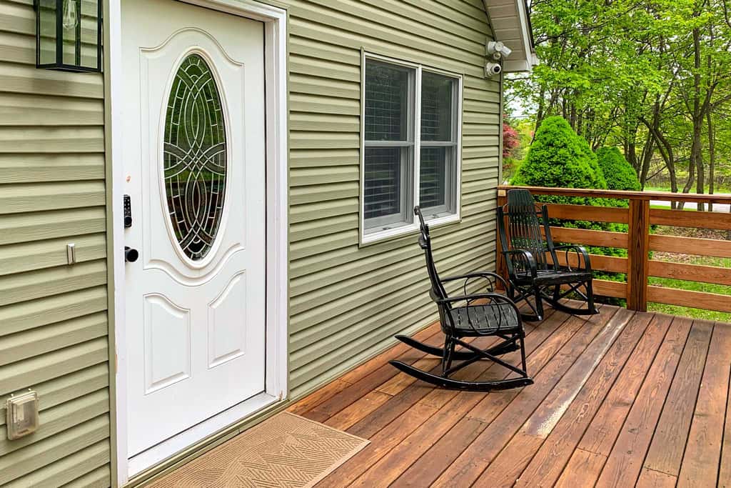 Near Lakes & Resorts: Pet-Friendly Long Pond Abode