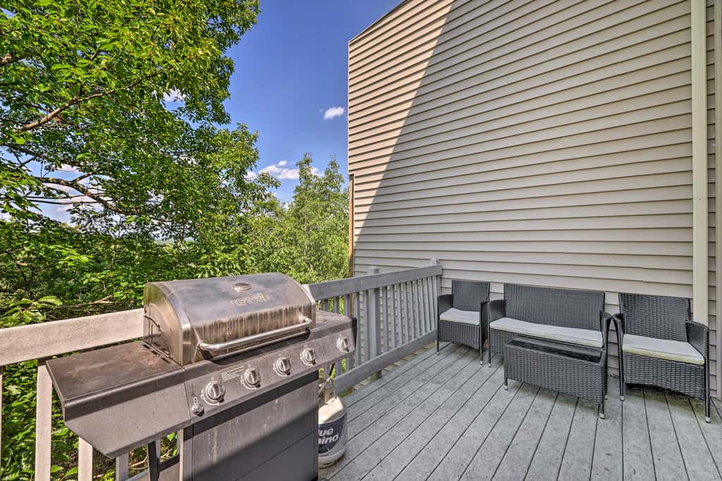 Tannersville Townhome, Near Camelback Mtn!