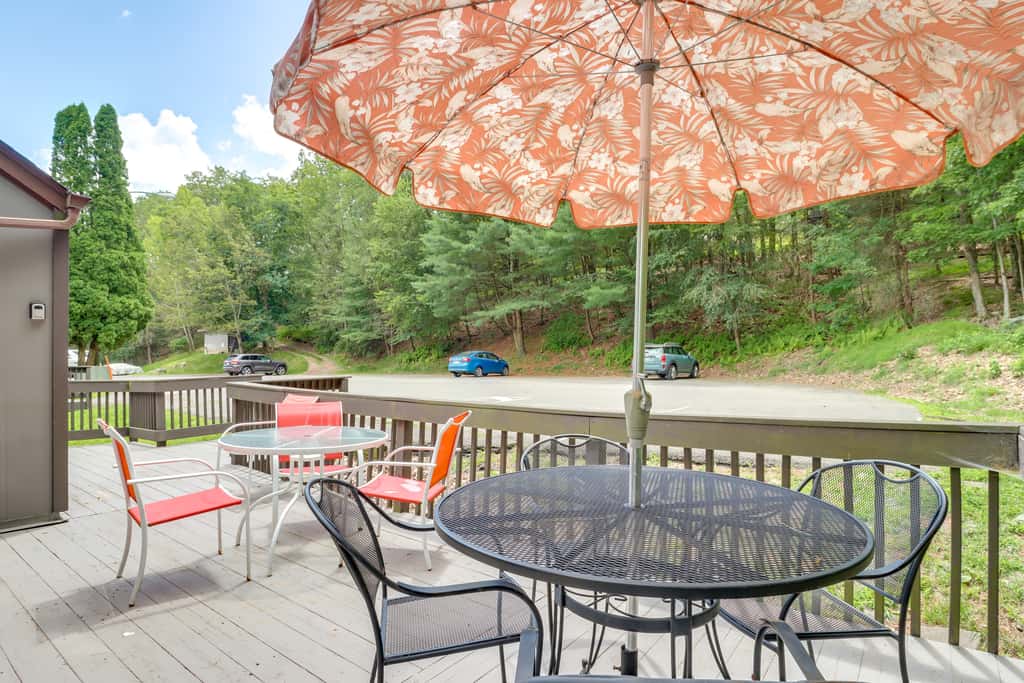 Indoor Pool | Near Skiing | Tannersville Townhome