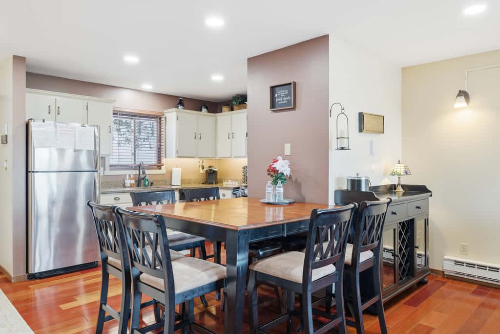 Cozy Camelback, Pocono Retreat w/ Mountain Views!