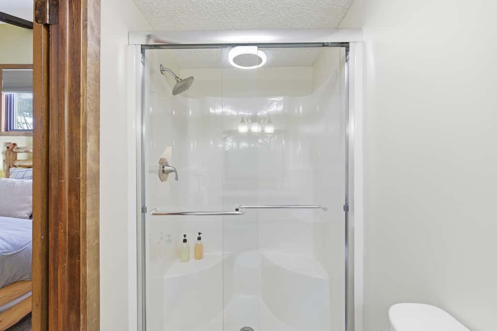 Cozy Camelback, Pocono Retreat w/ Mountain Views!