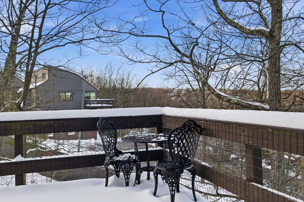 Cozy Camelback, Pocono Retreat w/ Mountain Views!